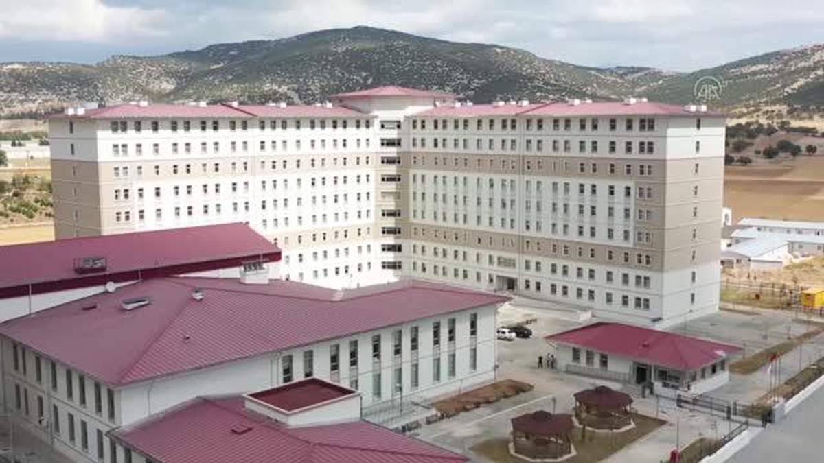 Isparta, KYK yurtlarında ücretsiz konaklama fırsatından yararlanan gençleri ağırlıyor