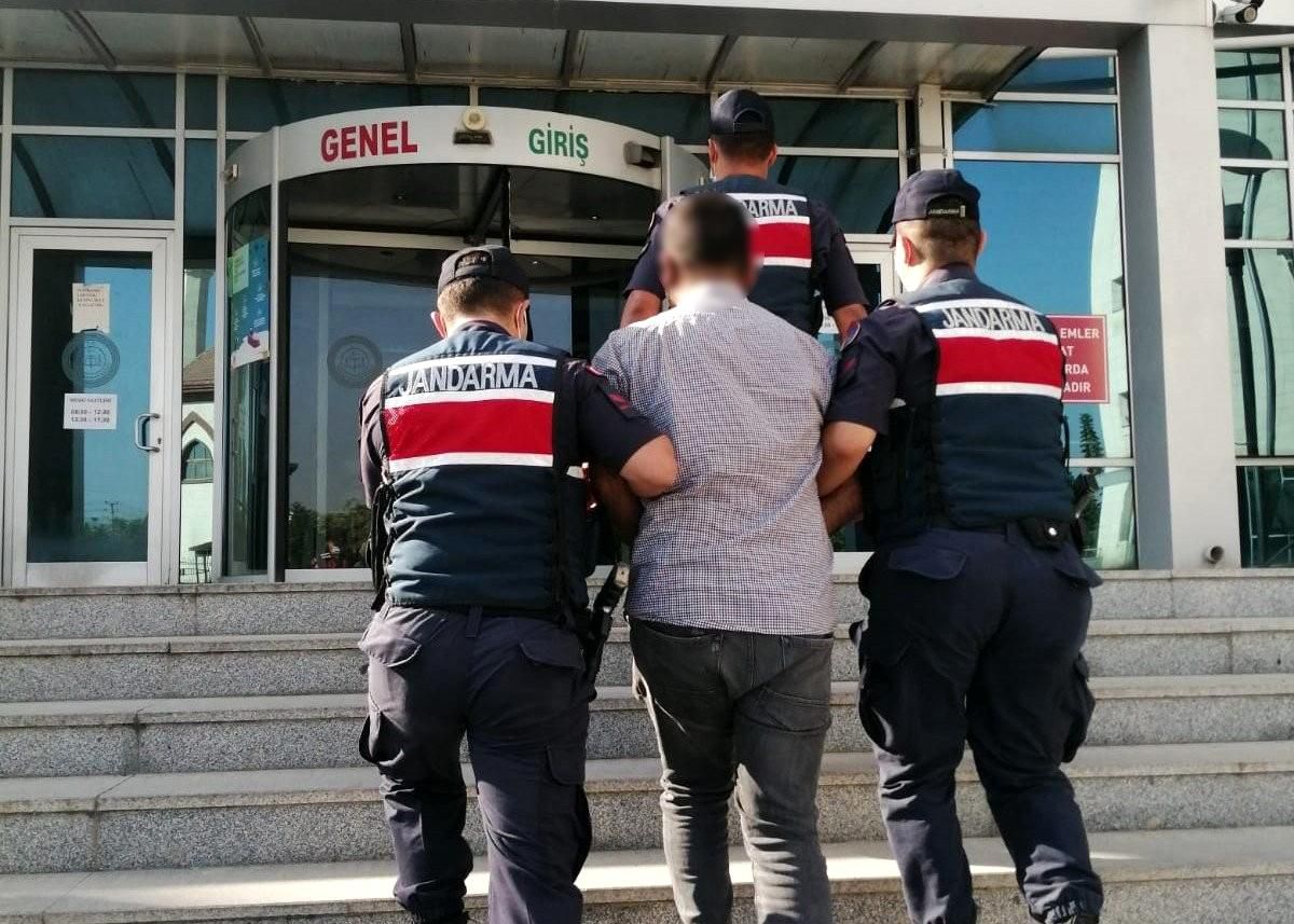 Mersin\'de aranan 26 şüpheli yakalandı