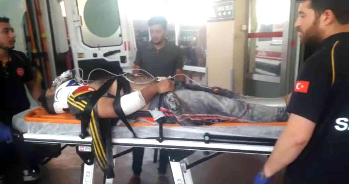 Şanlıurfa\'da inşaattan düşen işçi yaralandı