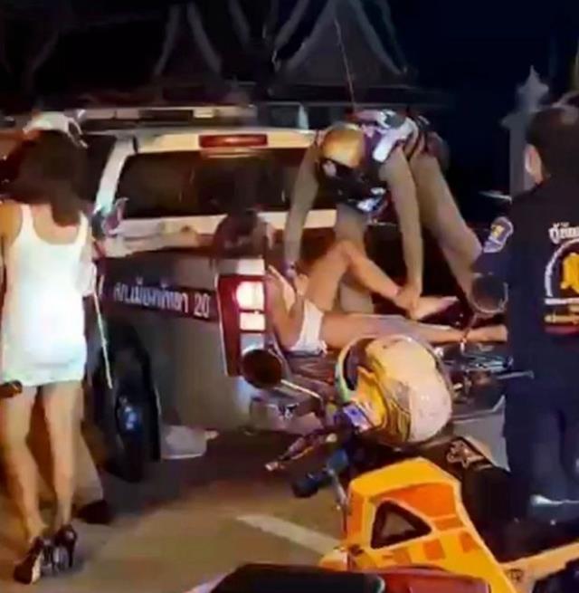 Sarhoş eskort, öpme bahanesiyle yaklaştığı adamın kulağını koparıp yuttu