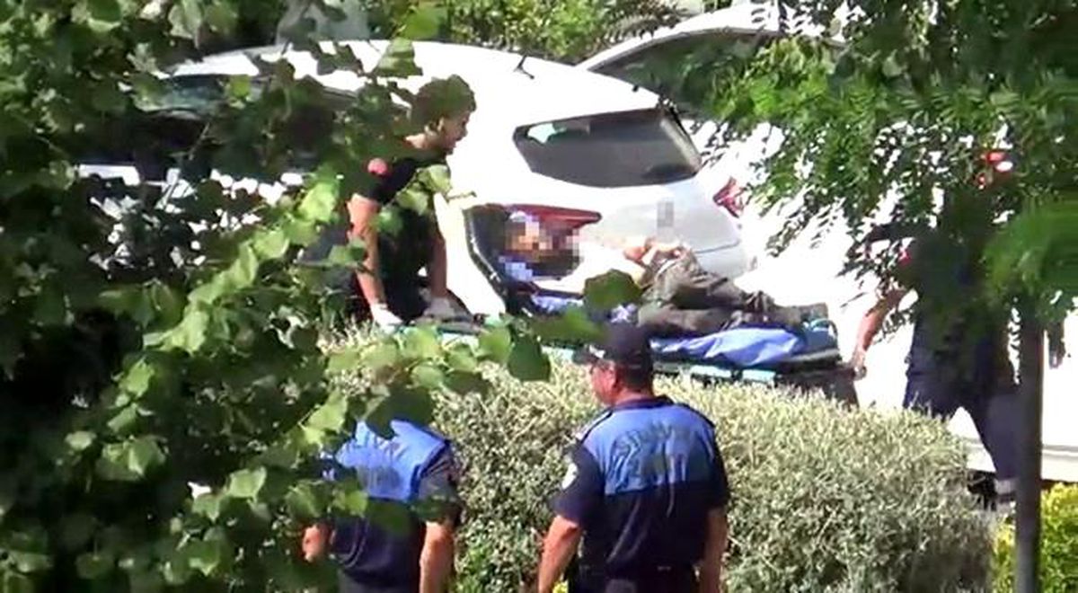 Silivri\'de Kaymakamlık binasında hareket dakikalar yaşandı.