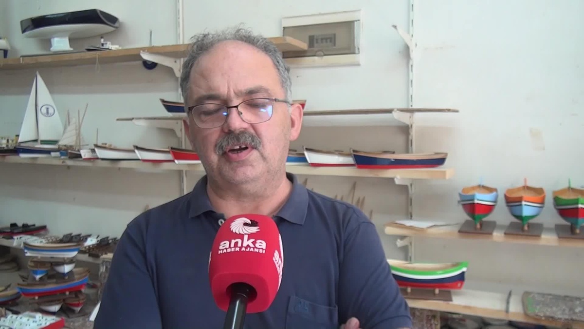 Sinoplu Gemi Maketi Satıcısı: "Alışveriş Düştü de Düştü, Ticaretimiz Sıfırlandı"