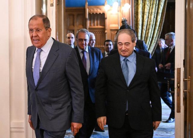 Suriyeli mevkidaşıyla görüşen Lavrov'dan Türkiye'ye askeri harekat resti: Bölgede askeri bir gerilim asla kabul edilemez