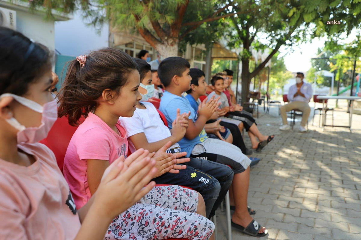 Turgutlu Belediyesi\'nden Çocuklara Yönelik Müzikli Dans Tiyatrosu