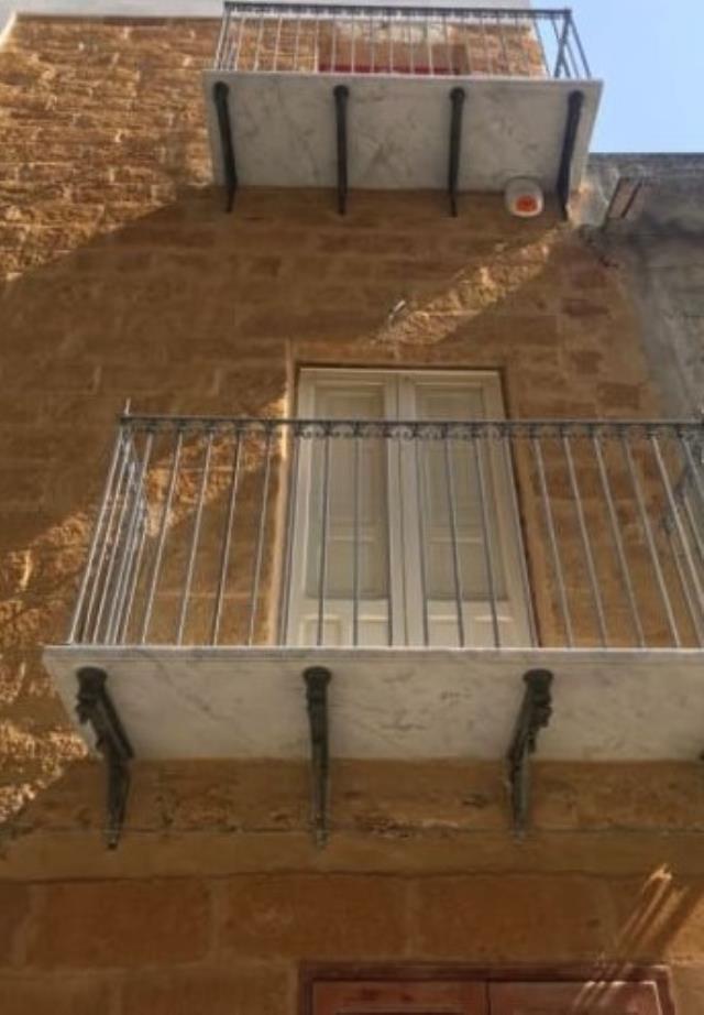 18 liraya aldıkları harabeye dönmüş tarihi eve neler yaptılar neler! Herkes görmek için akın ediyor 18 liraya aldıkları harabeye dönmüş tarihi eve neler yaptılar neler! Herkes görmek için akın ediyor