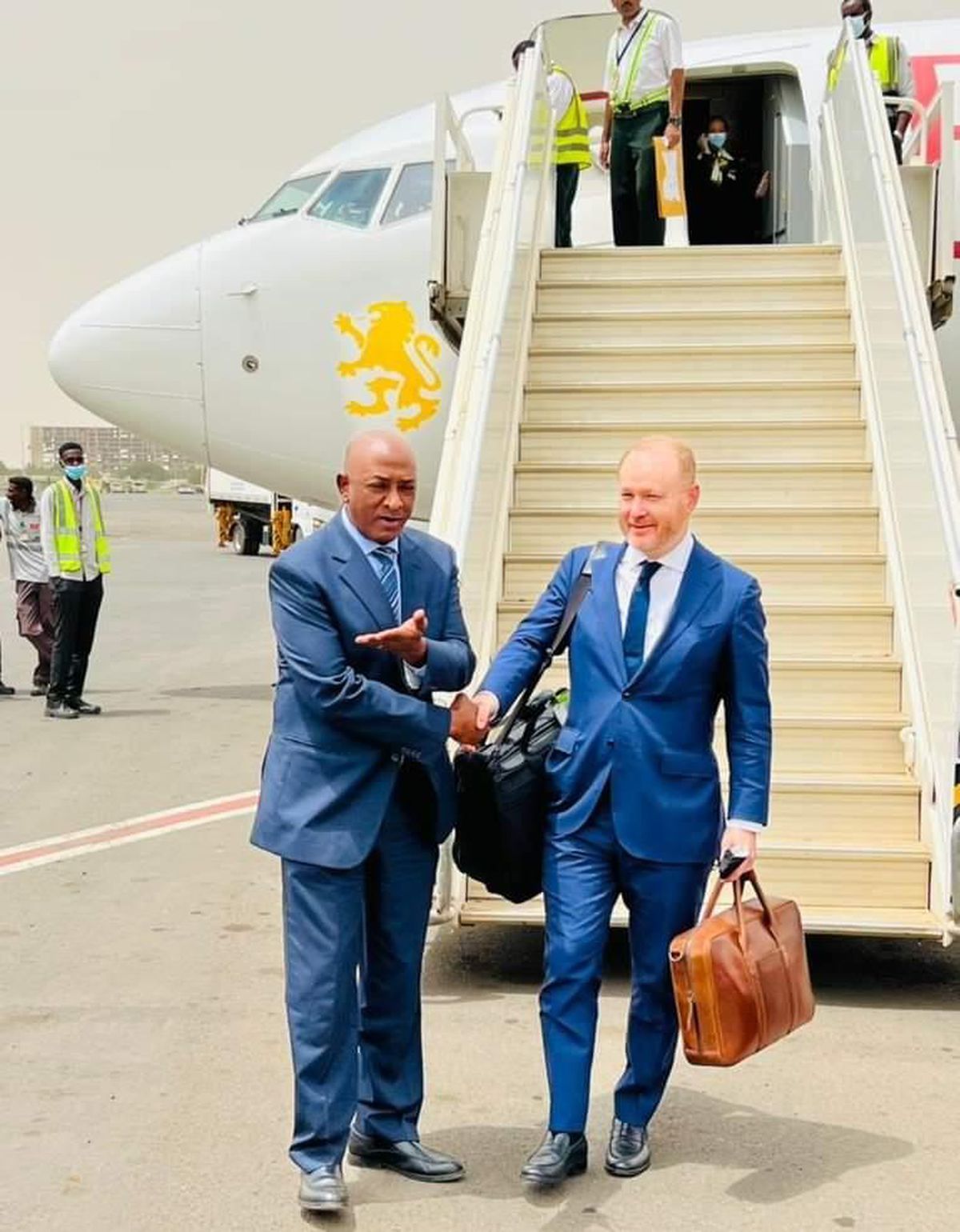 ABD\'nin 25 yıl aradan sonra Sudan\'a atadığı büyükelçi göreve başladı