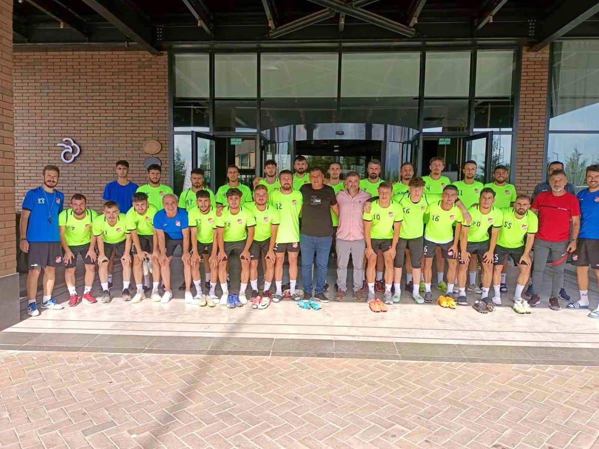 Bilecik 1969 Spor Kulübü kamp çalışmalarını aralıksız sürdürüyor