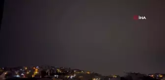 Bursa'da geceyi aydınlatan şimşekler böyle görüntülendi