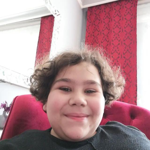 Çocuktan Al Haberi'nin fenomen yarışmacısı Efe Koçyiğit, son haliyle dikkat çekti