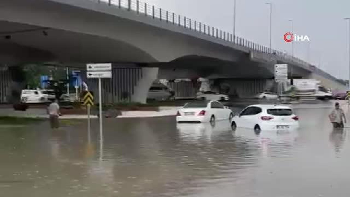 Denizli yaz ve kışı aynı günde yaşadı