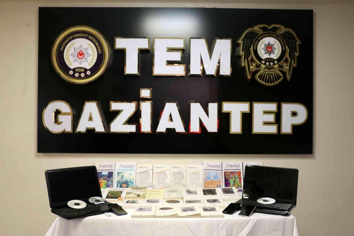 Gaziantep\'te terör örgütü PKK/KCK üyesi 3 şahıs yakalandı