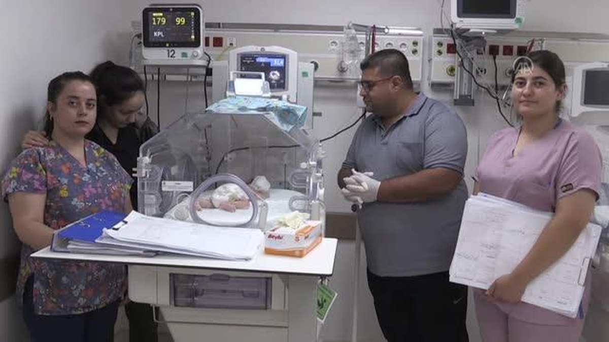 Kahramanmaraş\'ta beyin dokuları kafatası dışında doğan bebek, ameliyatla sağlığına kavuştu
