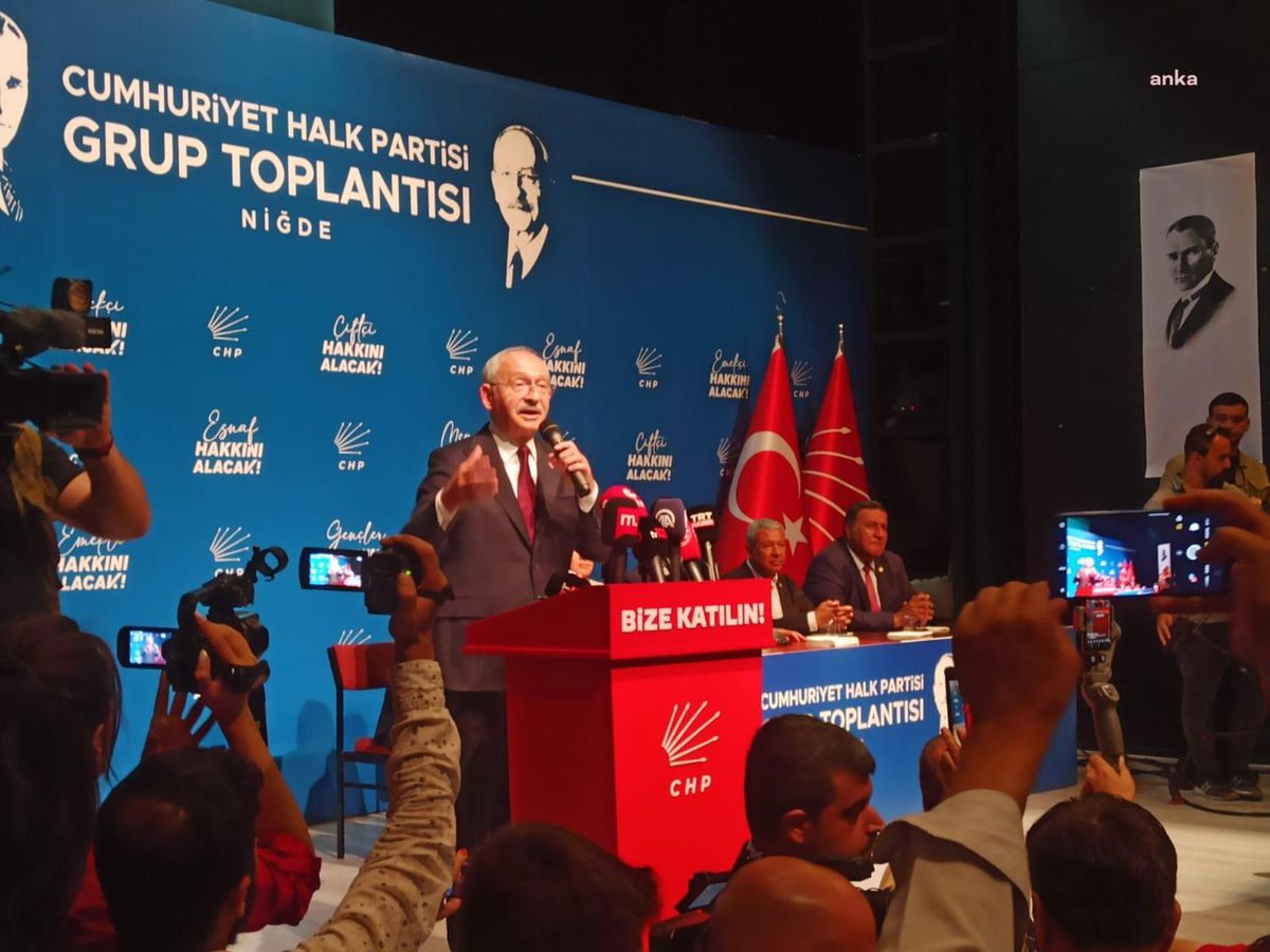 Kırşehir Belediye Başkanı Ekicioğlu, CHP Genel Başkanı Kılıçdaroğlu\'nun Niğde Programına Katıldı