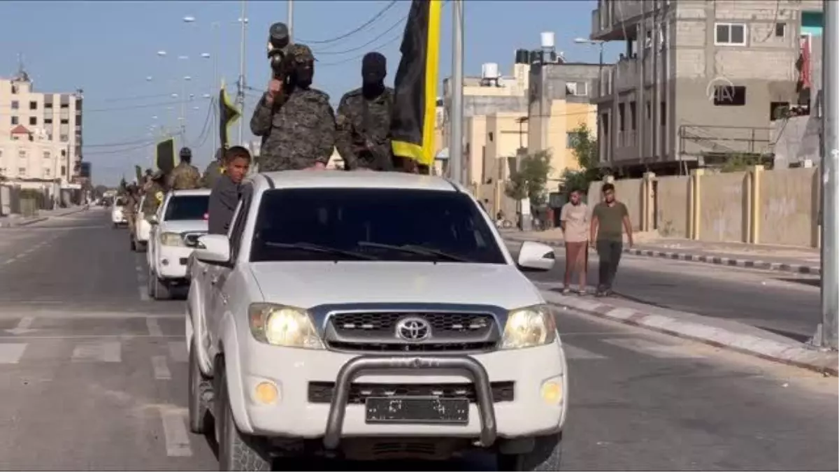 Kudüs Seriyyeleri, İsrail saldırıları sonrasında askeri geçit töreni gerçekleştirdi