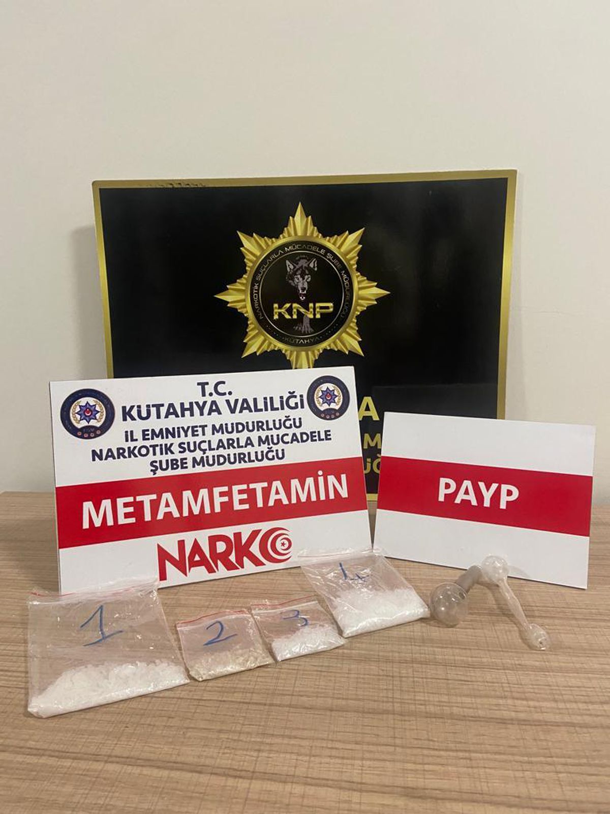 Kütahya\'da uyuşturucu operasyonunda 4 kişi tutuklandı