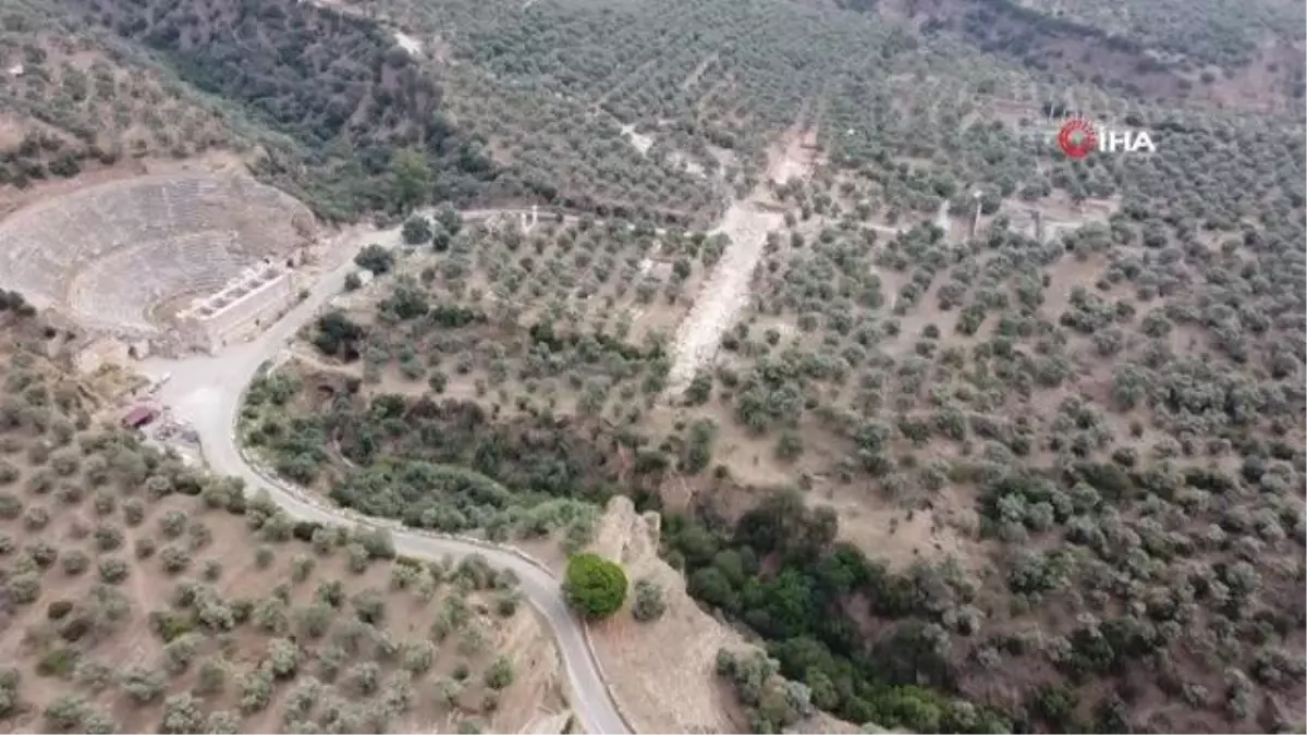 Nysa\'nın Sütunlu Caddesi\'nde heyecanlandıran keşif