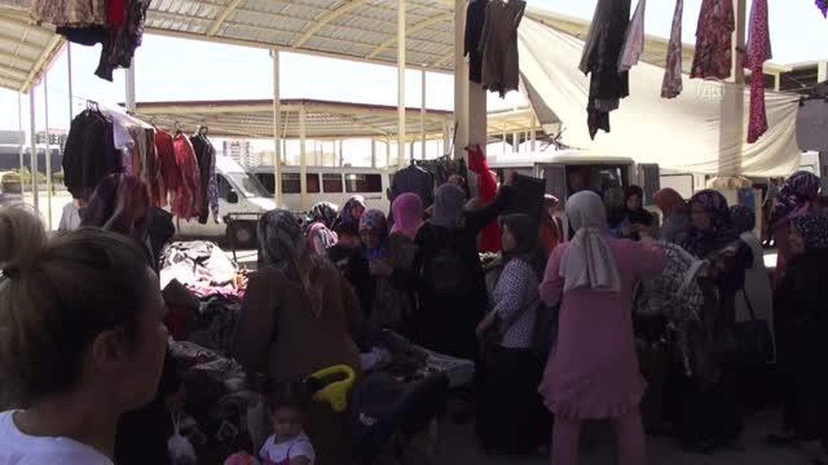 Satın aldığı dükkanda bulduğu 1 kilograma yakın altını sahibine ulaştırdı