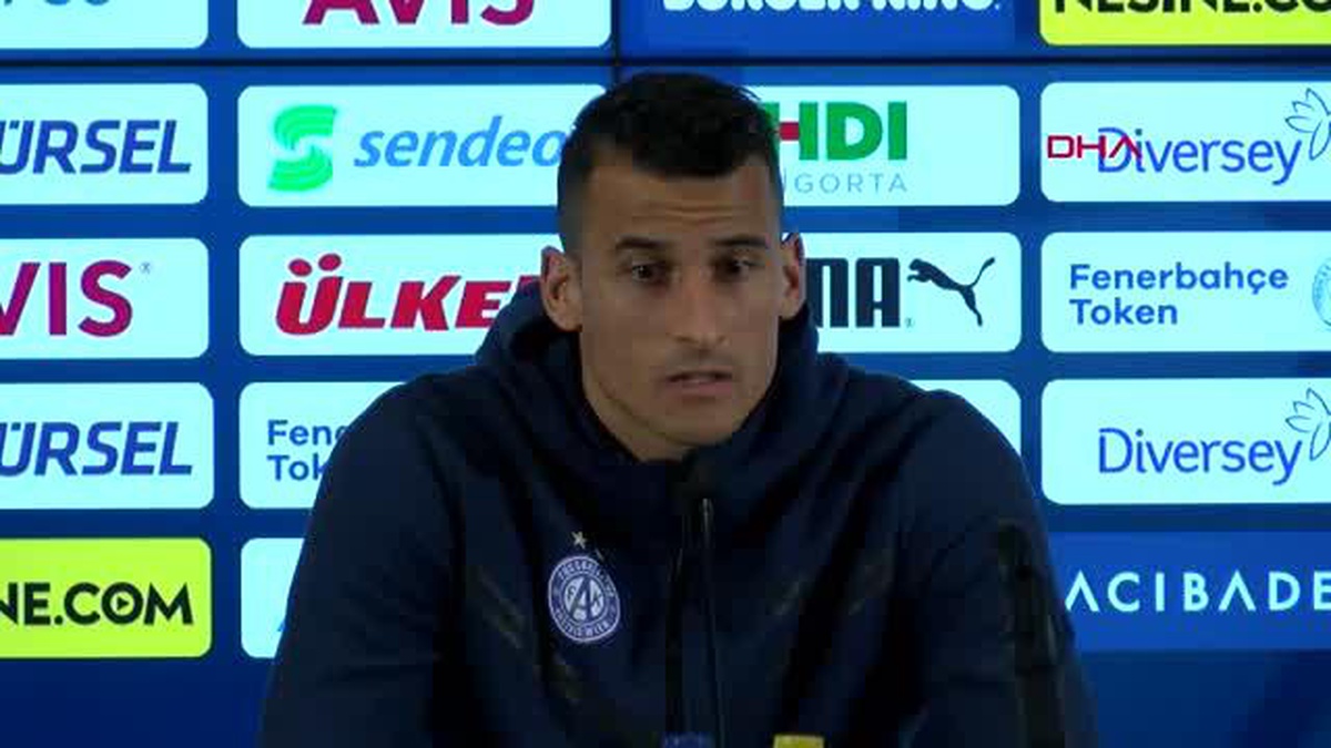 SPOR Austria Wien Teknik Direktörü Manfred Schmid ve futbolculardan Manfred Fischer\'ın açıklamaları