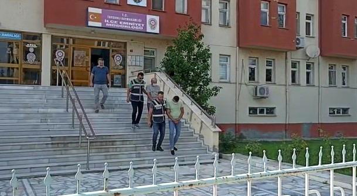 Tavşanlı\'da iki hırsızlık zanlısı tutuklandı