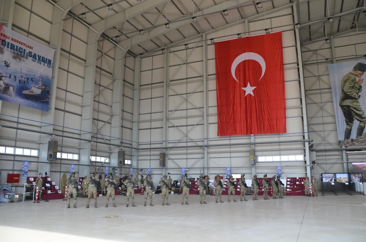 Afyonkarahisar\'da bir ilk: TSK\'nın göz bebekleri sergilendi