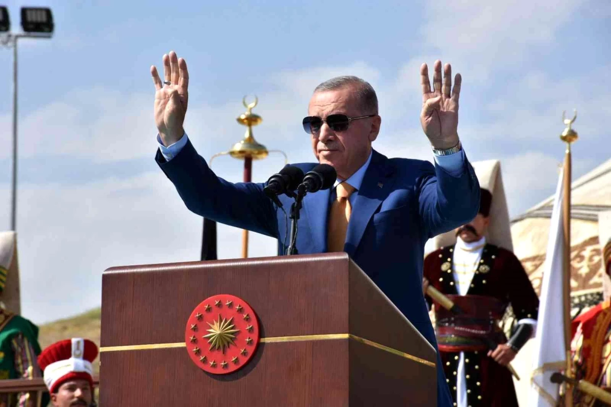 Cumhurbaşkanı Erdoğan: "Bir gece ansızın gelebiliriz"