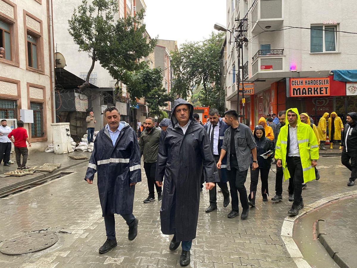 Esenyurt\'ta Şiddetli Yağışa Karşı Önlem