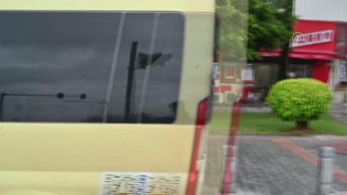 GUANGZHOU - Çin\'de Ma-on tayfunu nedeniyle yağmur ve fırtına etkili oldu