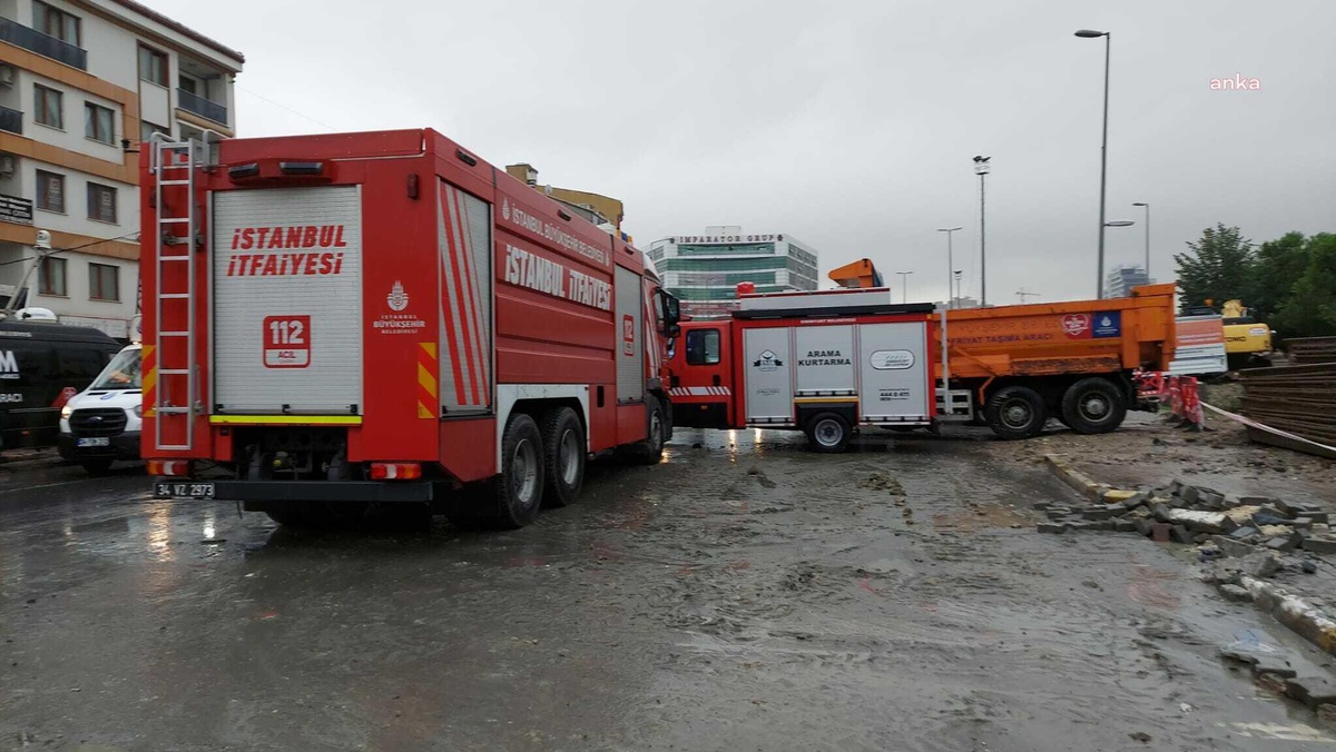 İbb: Sağnak Yağmur ve Su Baskınları İçin Tüm Önlemleri Aldık