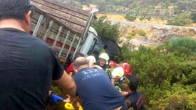 İbrahim Tatlıses'in ölümden döndüğü kaza yerinden ilk görüntüler İbrahim Tatlıses'in ölümden döndüğü kaza yerinden ilk görüntüler