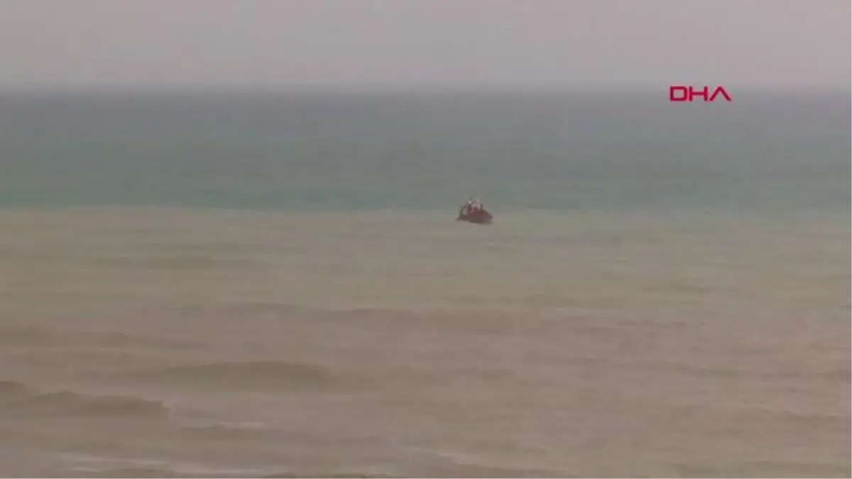 İSTANBUL-SARIYER'DE DENİZDE KAYBOLAN ÇOCUĞU ARAMA ÇALIŞMALARI SÜRÜYOR