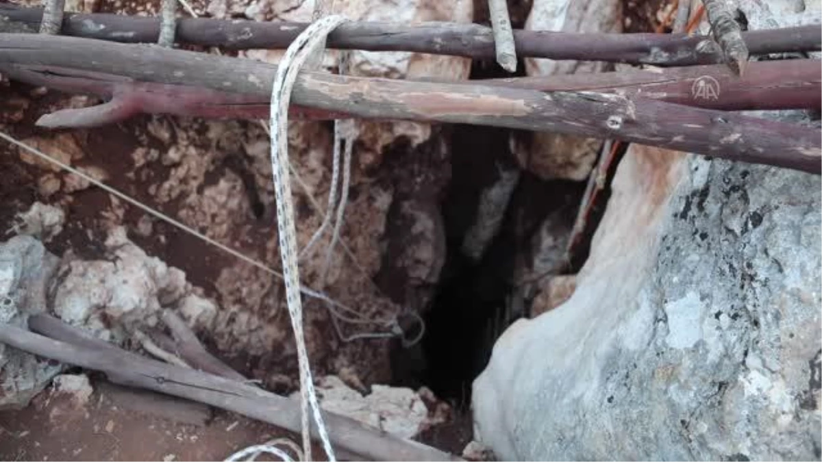 Mersin\'de kaçak kazı yaptıkları kuyuda zehirlenen 2 kişi öldü