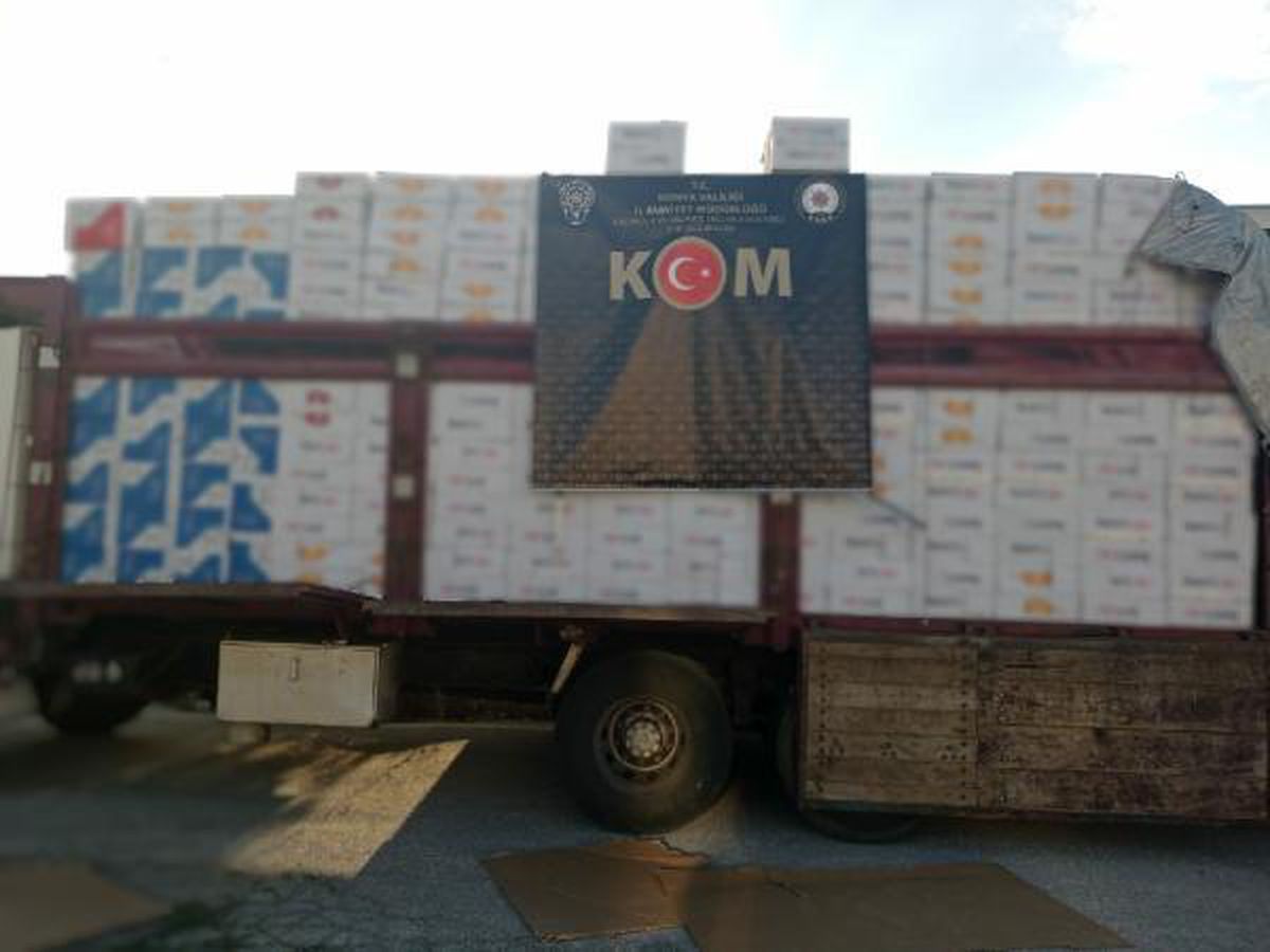 Konya\'da 6 milyon kaçak makaron ele geçirildi