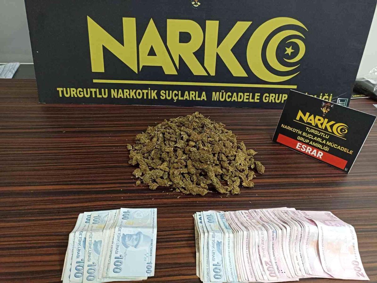 Manisa\'da uyuşturucu operasyonu: 4 tutuklama