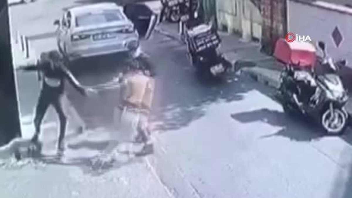 Biber gazı sıkarak İstanbul\'un göbeğinde adam kaçırmaya çalışan 3 şüpheli yakalandı