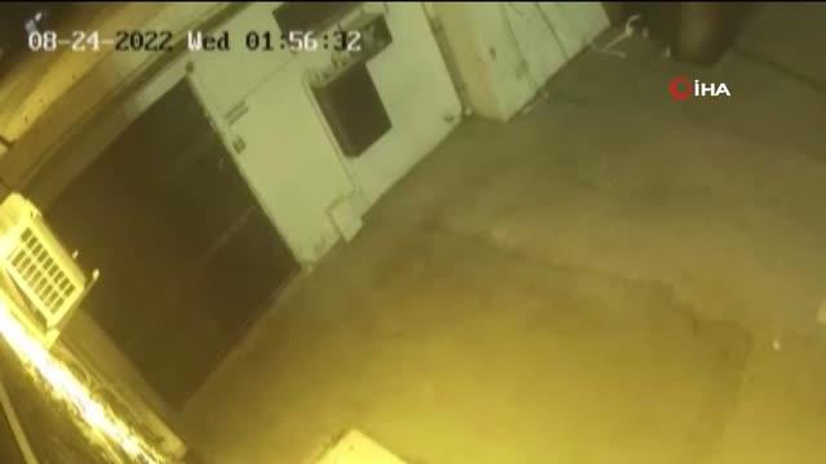 Okuldan kablo çalan hırsızlar yakalandı
