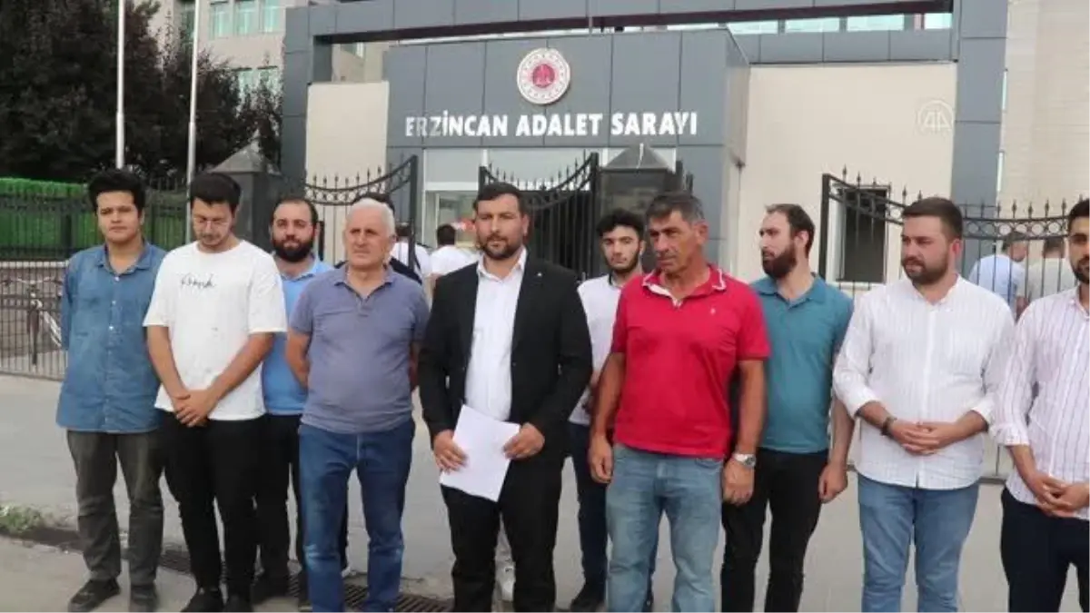 ÖNDER İmam Hatipliler Derneği üyelerinden şarkıcı Gülşen\'e tepki