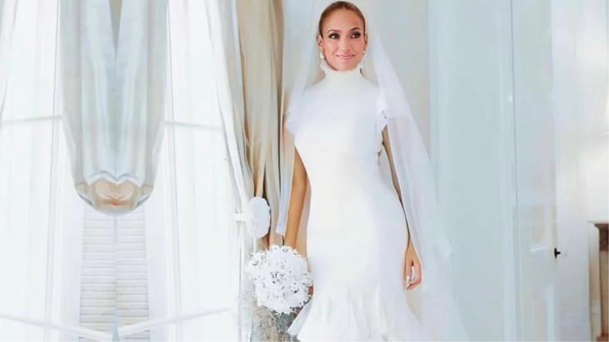 Ben Affleck ile evlenen Jennifer Lopez\'in 3 gelinliği ortaya çıktı