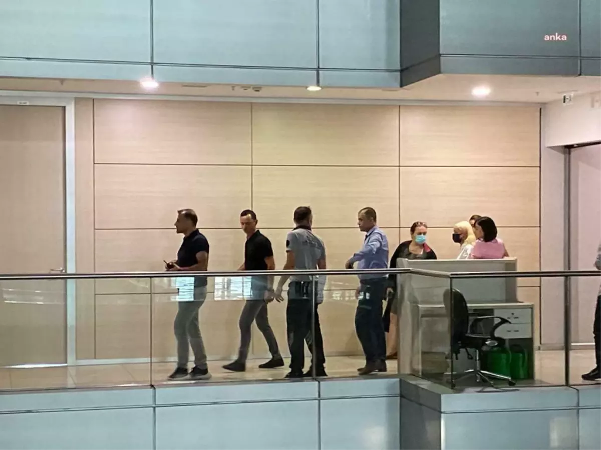 GÜLŞEN SOSYAL MEDYADAN ÖZÜR DİLEDİ