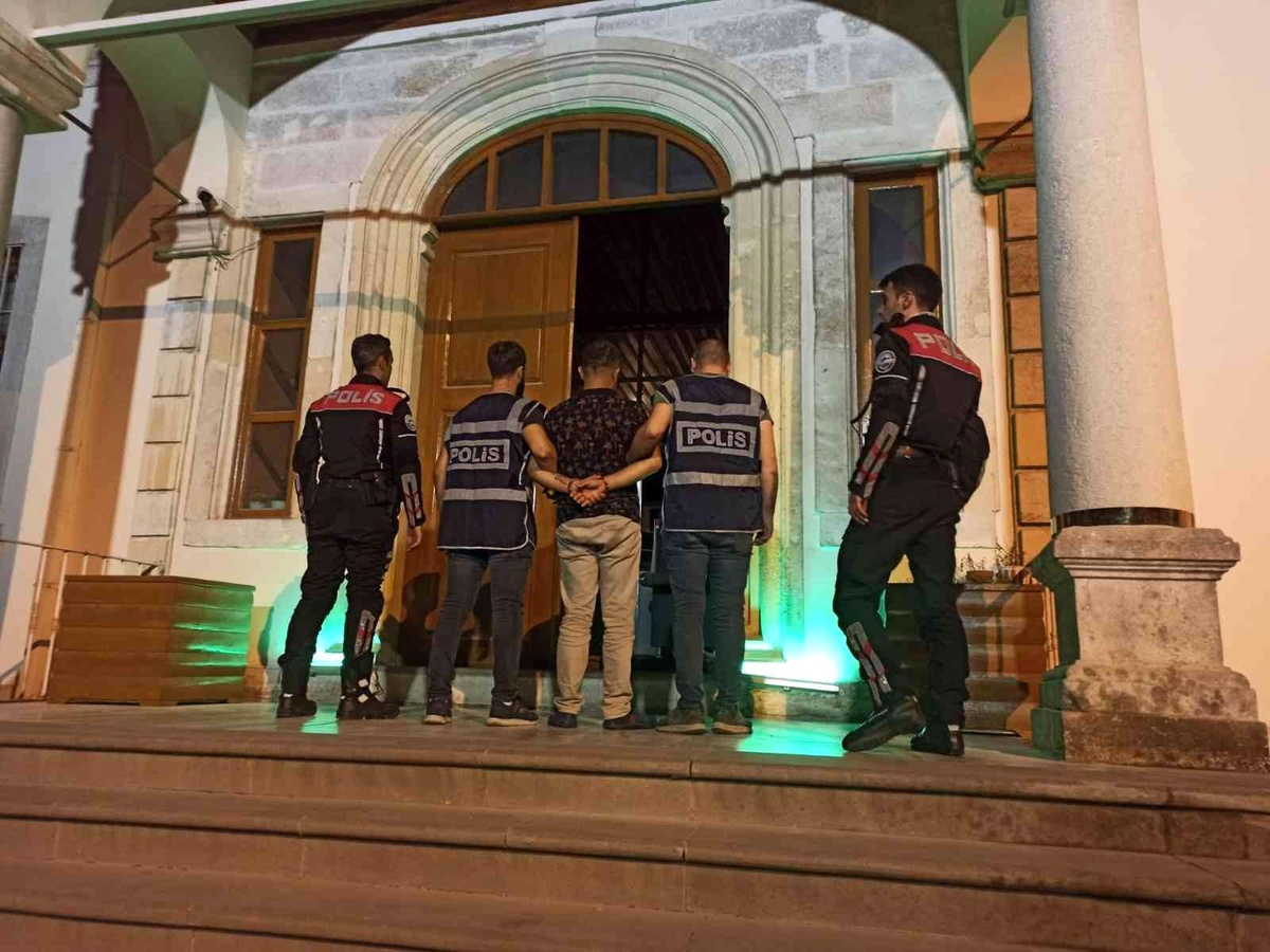 Sinop\'ta iş yerini kurşunlayan şahıs Çankırı yolunda yakalandı