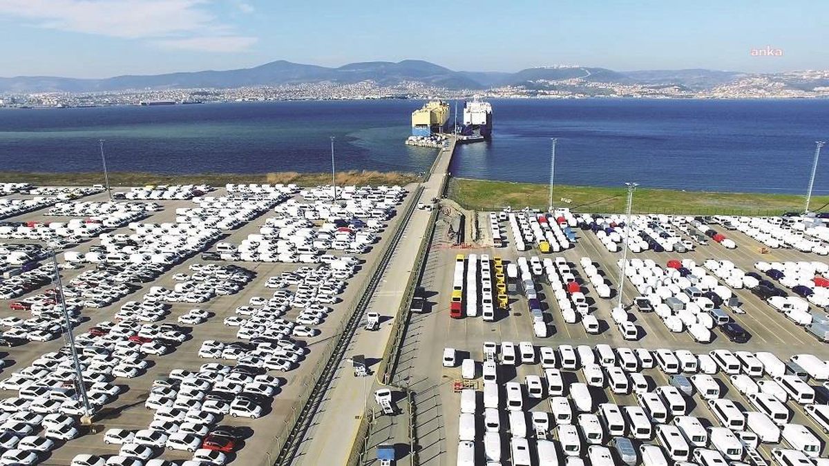 Ticaret Bakanlığı: "15 Eylül 2022 tarihinden sonra 81 ilimizde Ticaret İl Müdürlükleri aracılığıyla iş yeri denetimleri yapılarak ilk tescil...