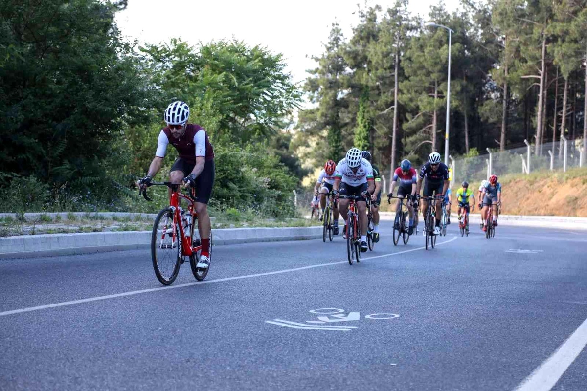 Turkcell Granfondo\'da pedallar \'Daha İyi Bir Dünya İçin\' dönüyor