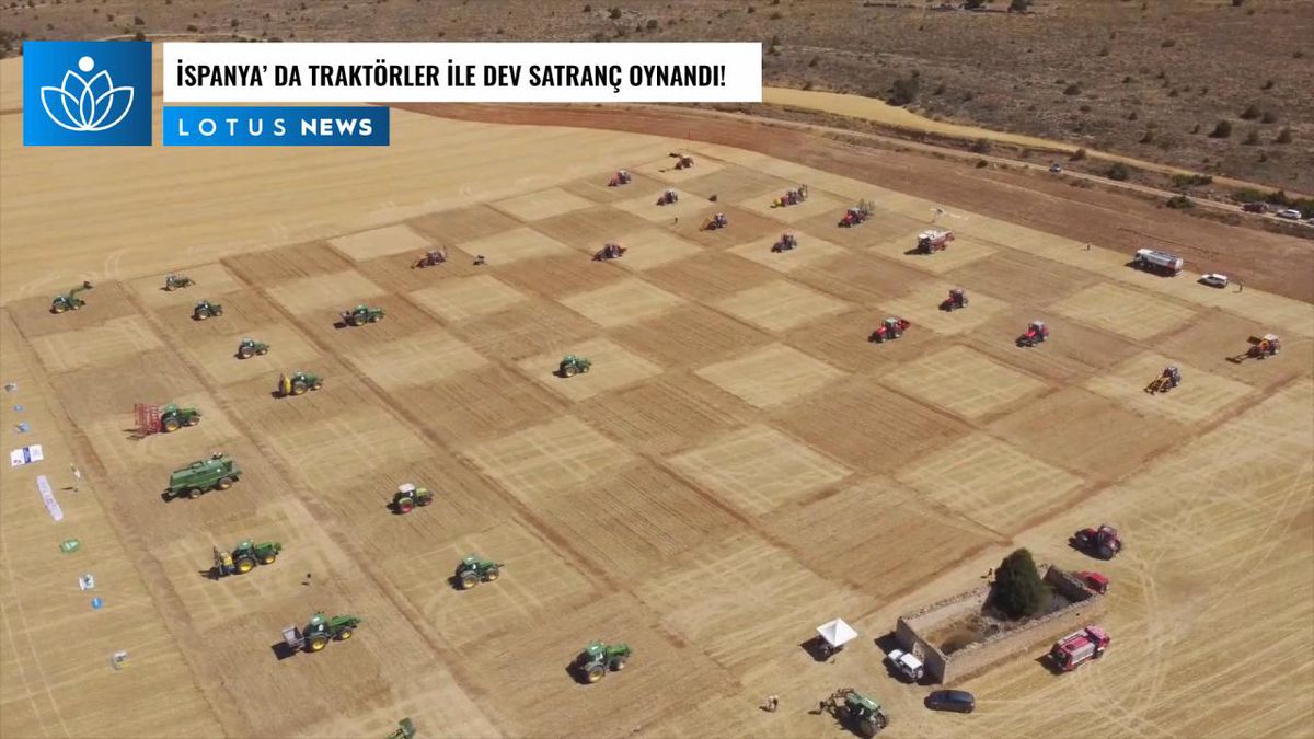 Video: İspanya\'da Traktörlerle Dev Satranç Oynandı
