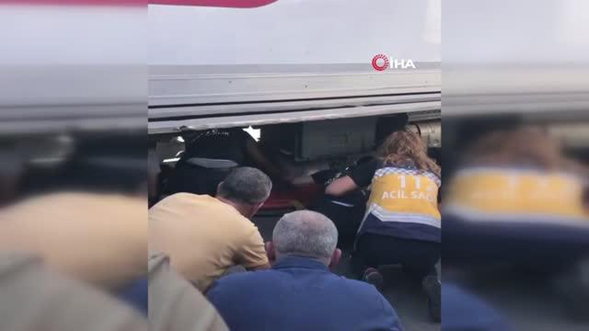 Yalova\'da tırın altında kalan yaşlı kadın yaralandı