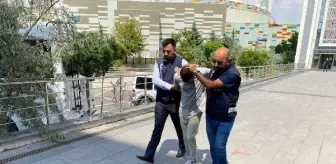 Yurt dışından getirttiği tozlarla uyuşturucu yapan şüpheliye gözaltı