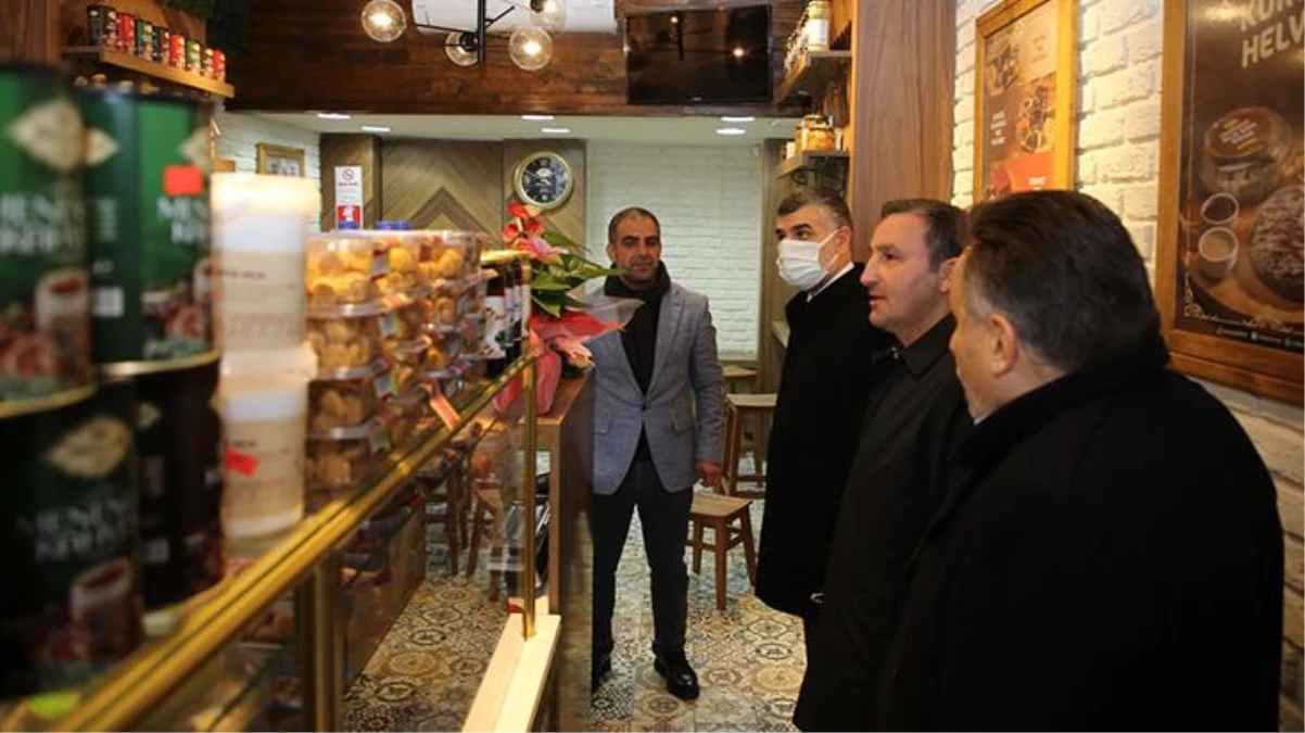 Akşener\'e "Belediye başkanı bizi ziyaret etmiyor" diye sitem etmişti! Sultanbeyli belediyesi o esnafı fotoğraflarla yalanladı