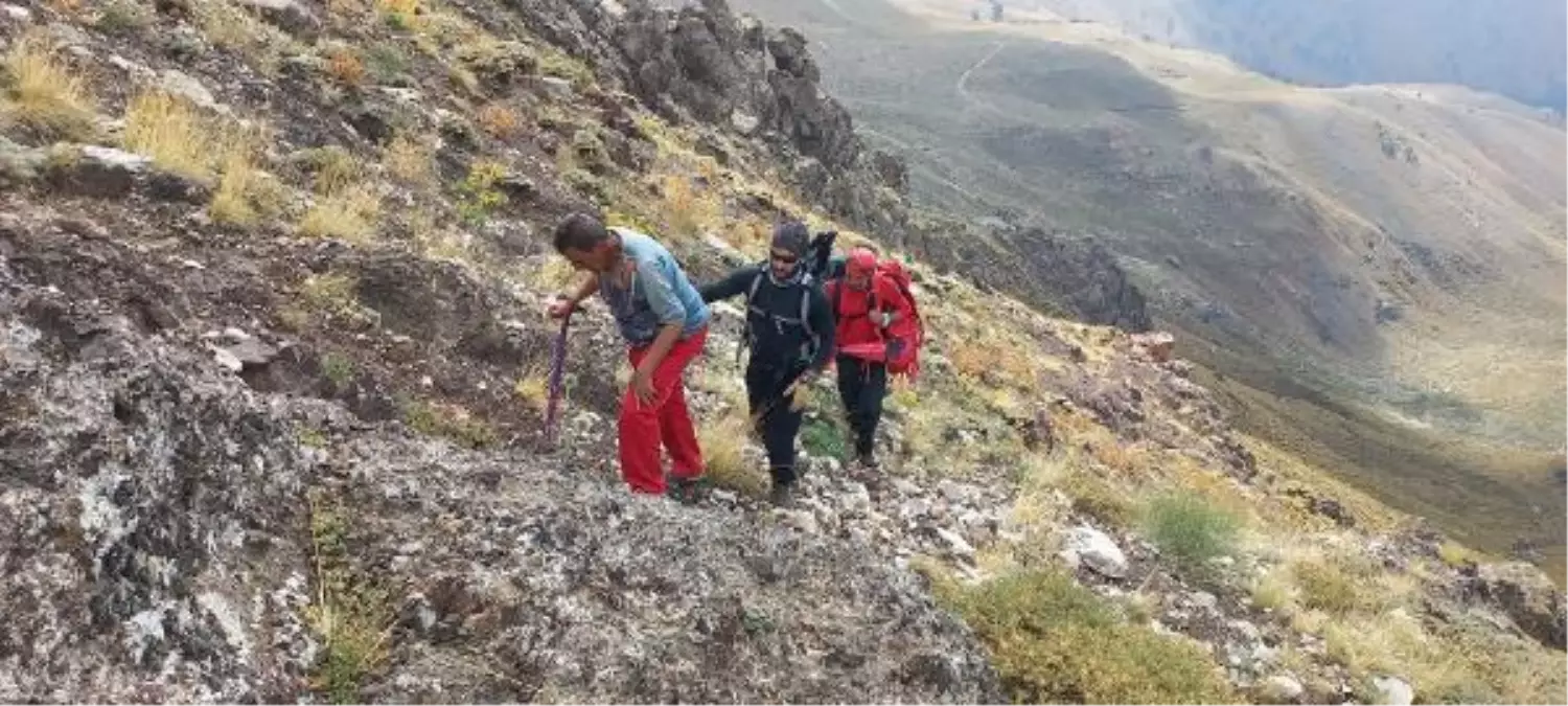 Aladağlar'da kaybolan dağcı, 10 saatte kurtarıldı