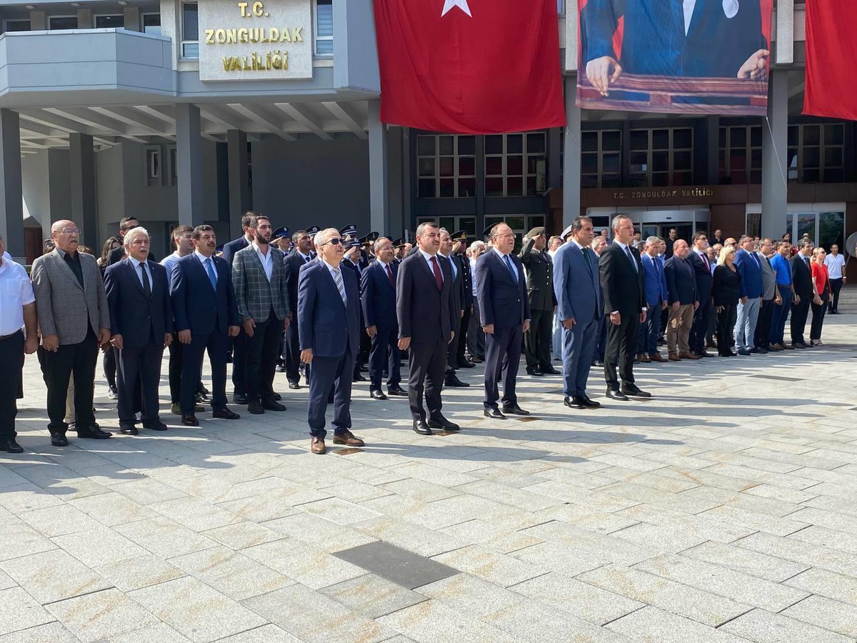 Atatürk\'ün Zonguldak\'a gelişinin 91. yıl dönümü kutlandı