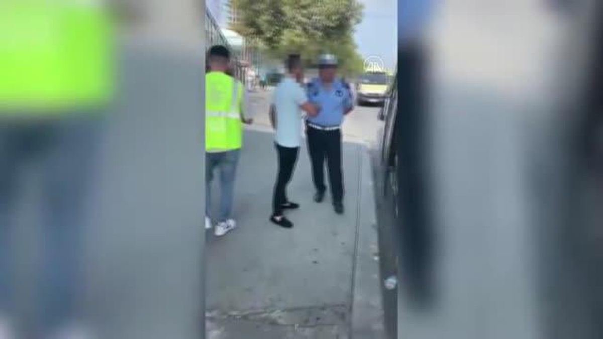 Tartıştığı kadın yolcunun telefonunu almaya çalışan minibüs şoförüne cezai işlem uygulandı