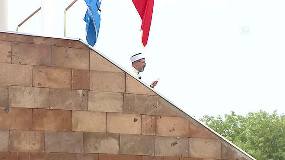 Diyanet İşleri Başkanı Erbaş, cuma hutbesinde Malazgirt Zaferi\'ni anlattı Açıklaması