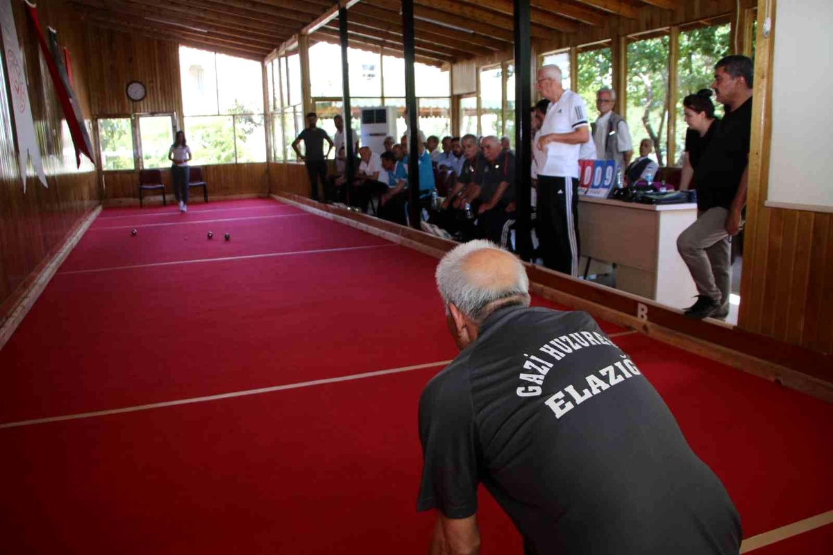 Elazığ\'da Bocce Turnuvasının bölge müsabakası yapıldı